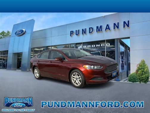 2016 Ford Fusion SE