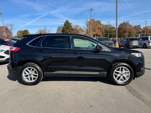 2021 Ford Edge Sport