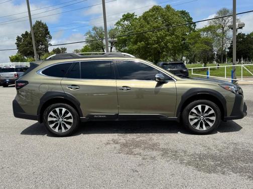 2025 Subaru Outback Touring XT