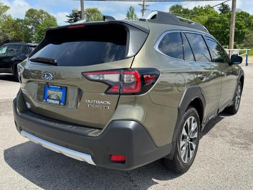 2025 Subaru Outback Touring XT