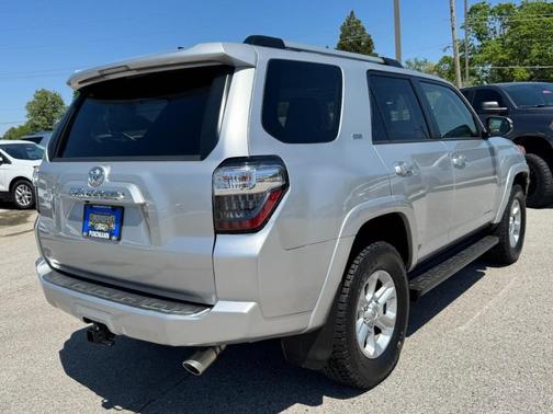 Classic Silver Metallic 2019 Toyota 4Runner SR5 Premium