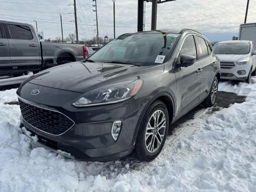 2020 Ford Escape SEL