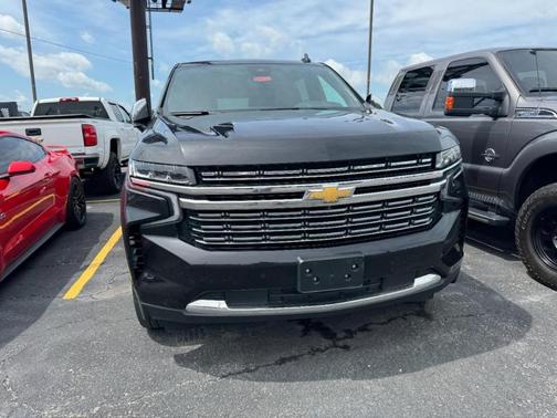 Black 2023 Chevrolet Suburban Premier