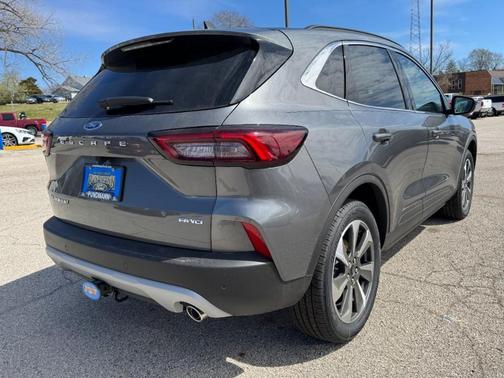 2025 Ford Escape Platinum