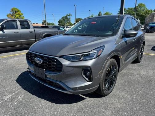 Carbonized Gray Metallic 2023 Ford Escape ST-Line Elite