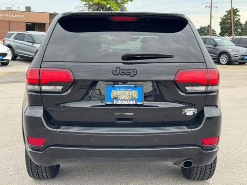 2017 Jeep Grand Cherokee Altitude