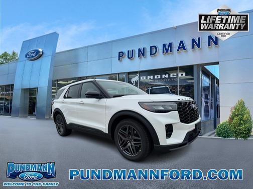2025 Ford Explorer ST 4WD