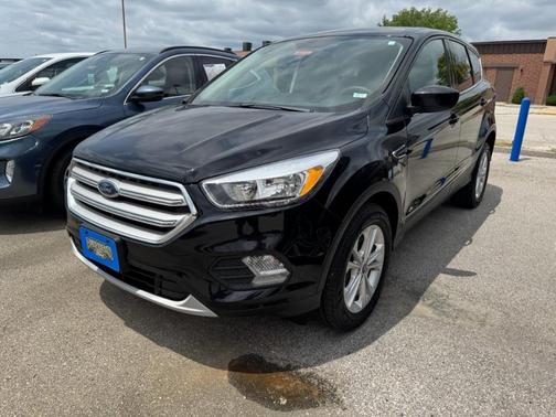 Agate Black Metallic 2019 Ford Escape SE