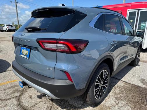 2025 Ford Escape PHEV