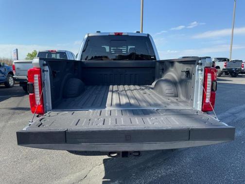 2023 Ford F-350 XLT