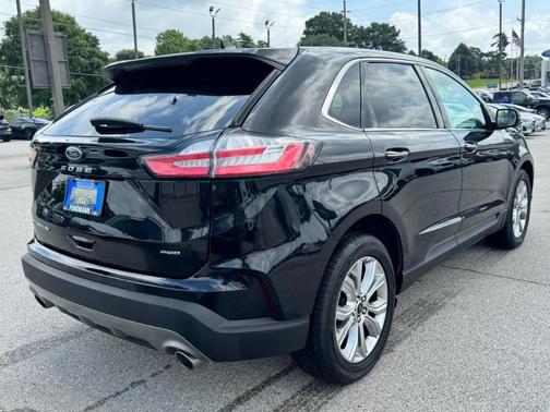 Agate Black Metallic 2024 Ford Edge Titanium