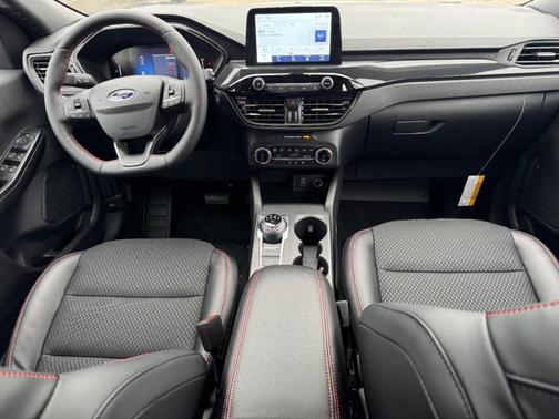 2026 Ford Escape ST-Line AWD