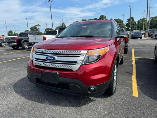Ruby Red Metallic 2013 Ford Explorer XLT