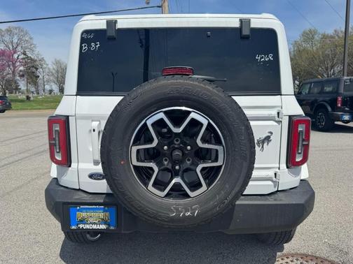 2025 Ford Bronco Outer Banks