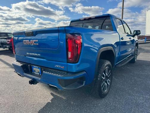 2022 GMC Sierra 1500 AT4