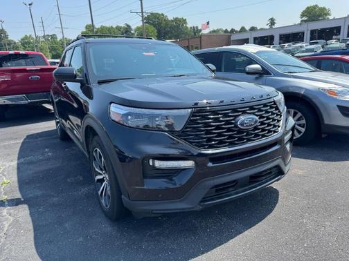2022 Ford Explorer ST-Line