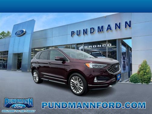 2022 Ford Edge Titanium
