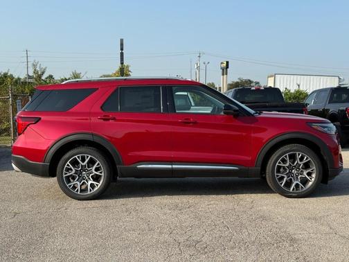2025 Ford Explorer Platinum 4WD