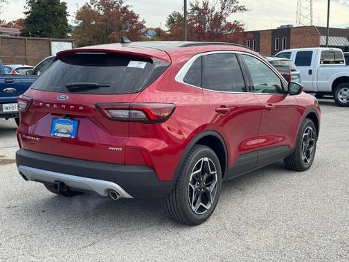 2026 Ford Escape Platinum AWD