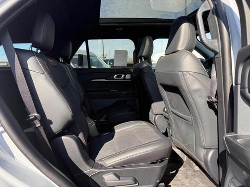 2026 Ford Explorer Tremor 4WD