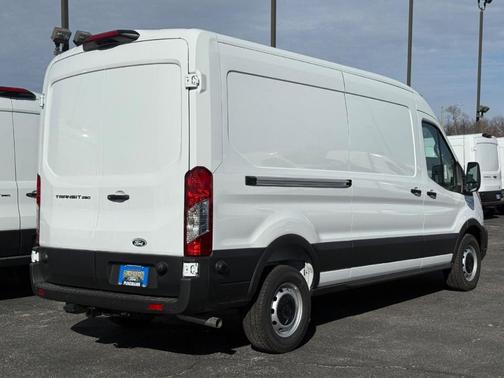 2026 Ford Transit-250 148 WB Medium Roof Cargo