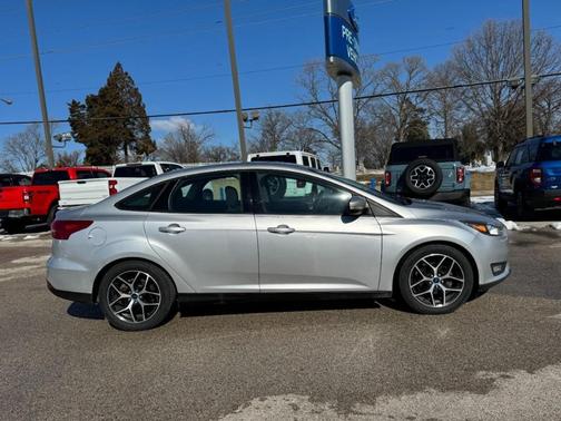 2017 Ford Focus SEL