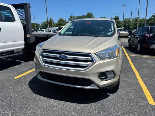 White Gold Metallic 2018 Ford Escape SE