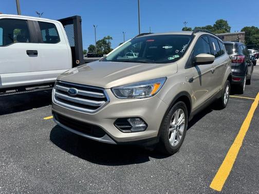 White Gold Metallic 2018 Ford Escape SE