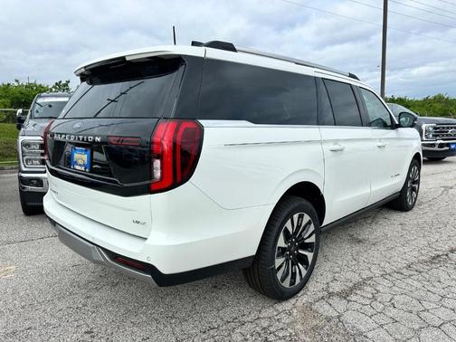 Oxford White 2026 Ford Expedition Max Platinum