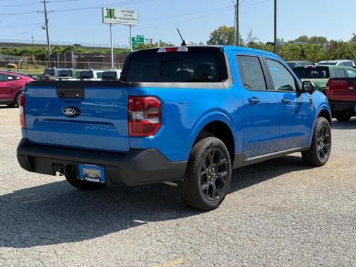 2025 Ford Maverick Lariat