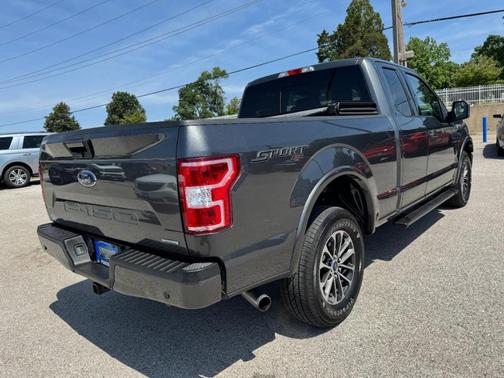 Magnetic Metallic 2018 Ford F-150 XLT