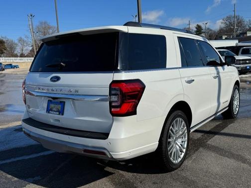 2024 Ford Expedition Platinum
