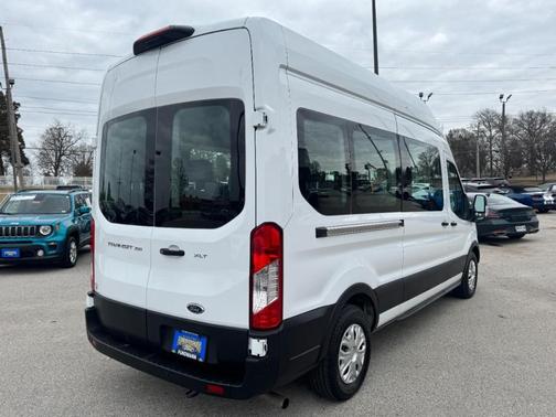 2023 Ford Transit Connect XLT