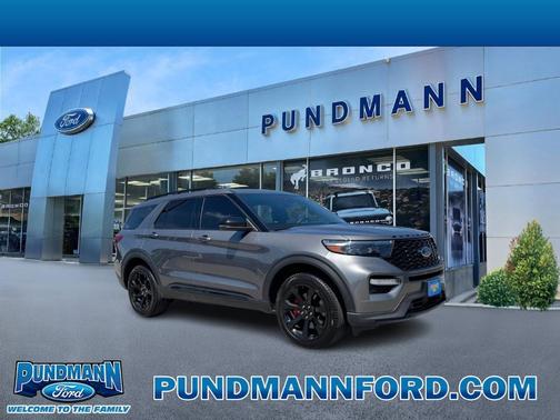 2022 Ford Explorer ST