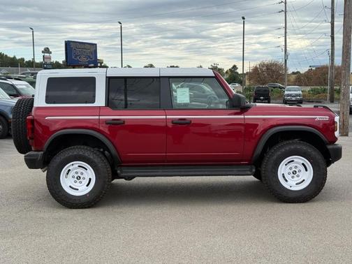 2025 Ford Bronco Heritage Edition