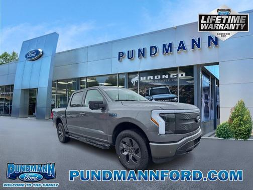 2025 Ford F-150 Lightning Flash
