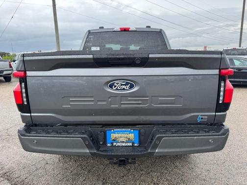 2025 Ford F-150 Lightning Flash