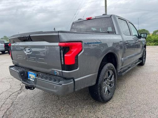 2025 Ford F-150 Lightning Flash
