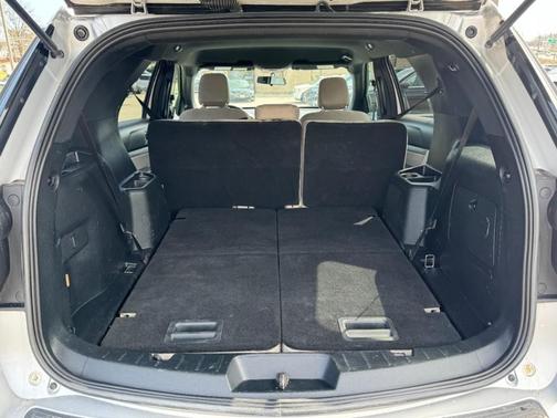 2018 Ford Explorer Base