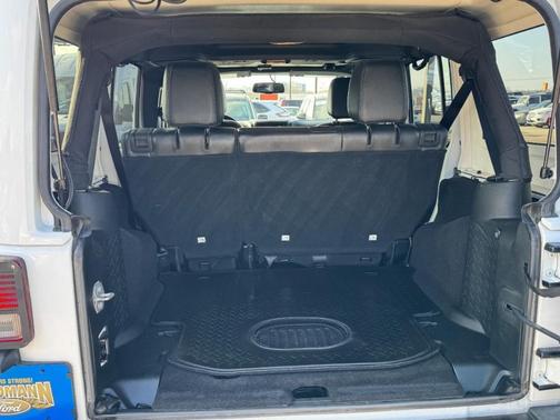 2018 Jeep Wrangler JK Unlimited Altitude