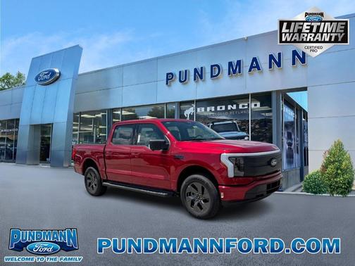 2025 Ford F-150 Lightning Flash