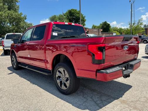 2025 Ford F-150 Lightning Flash