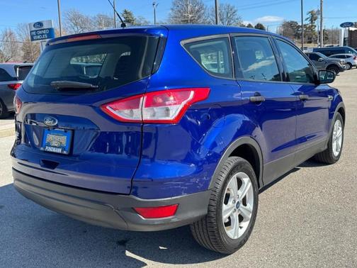 2016 Ford Escape S