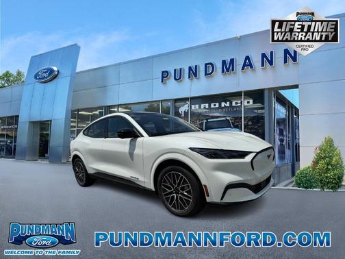 2025 Ford Mustang Mach-E Premium