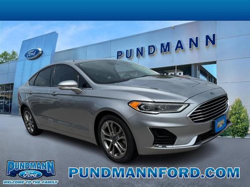 Iconic Silver Metallic 2020 Ford Fusion SEL