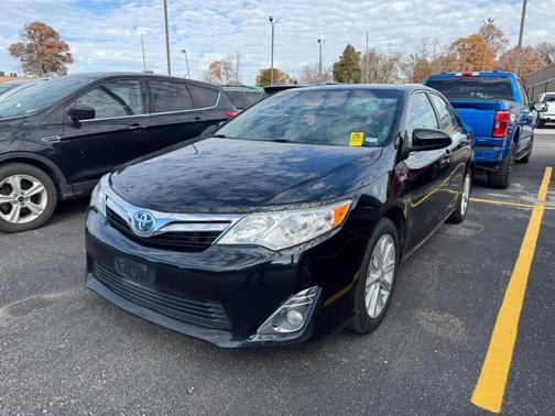 2014 Toyota Camry Hybrid LE