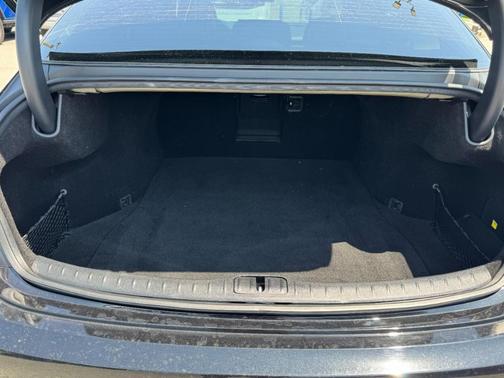 Vik Black 2021 Genesis G80 2.5T
