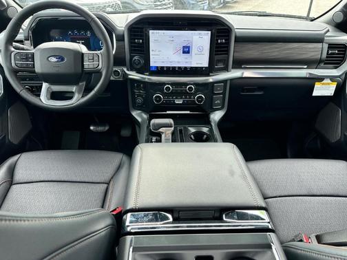 Agate Black Metallic 2026 Ford F-150 Lariat