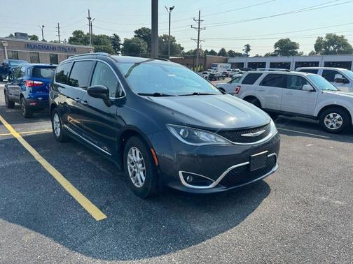 Steel Metallic 2020 Chrysler Pacifica Touring-L