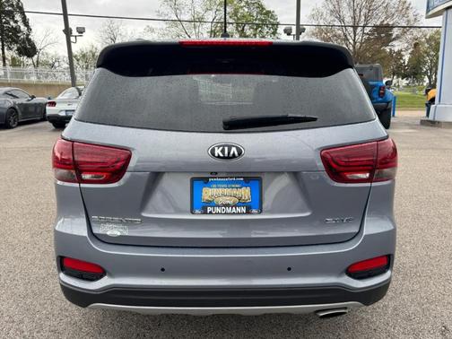 Everlasting Silver 2020 Kia Sorento EX V6